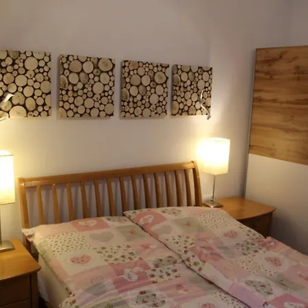 Johanna 1 Apartament